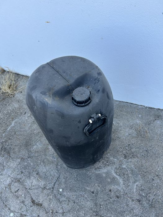 Bidões plástico duro PEAD 120lts
