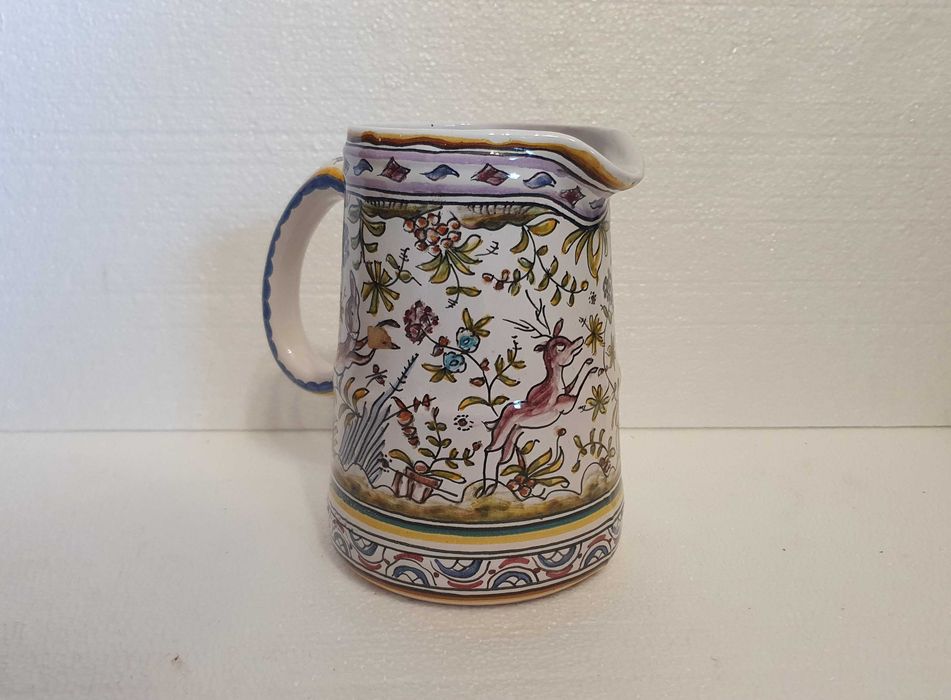 Louça Cerâmica Berardos Século XV e XVII, pintada à mão