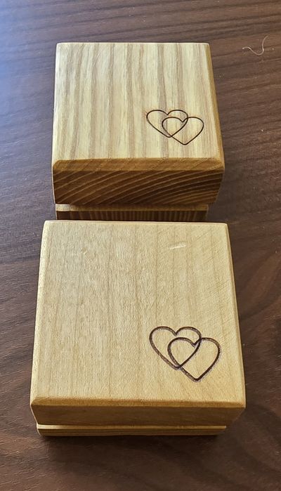 Дерев'яна коробочка під ювелірні прикраси - 2 шт