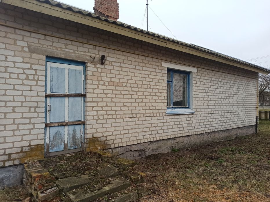 продам капітальний будинок в селі Вознесенське