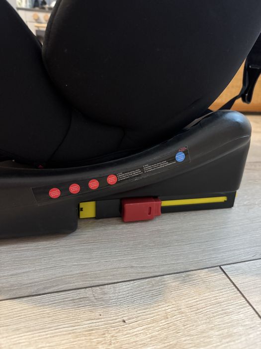 Дитяче автокрісло Carrello Capsula