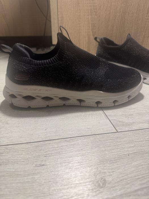 Кросовки skechers