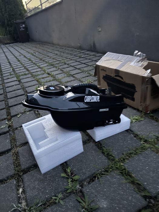 Łódka zanętowa boutman actor basic