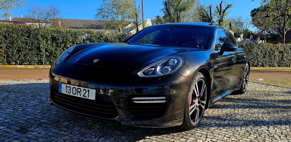 Porsche Panamera Turbo PDK