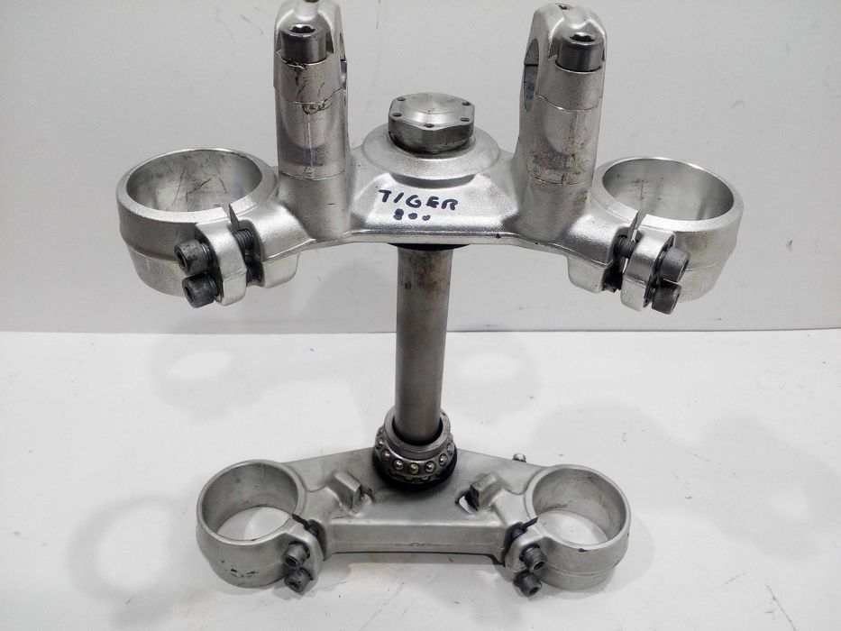 Triumph Tiger 800 półki górna dolna komplet półek