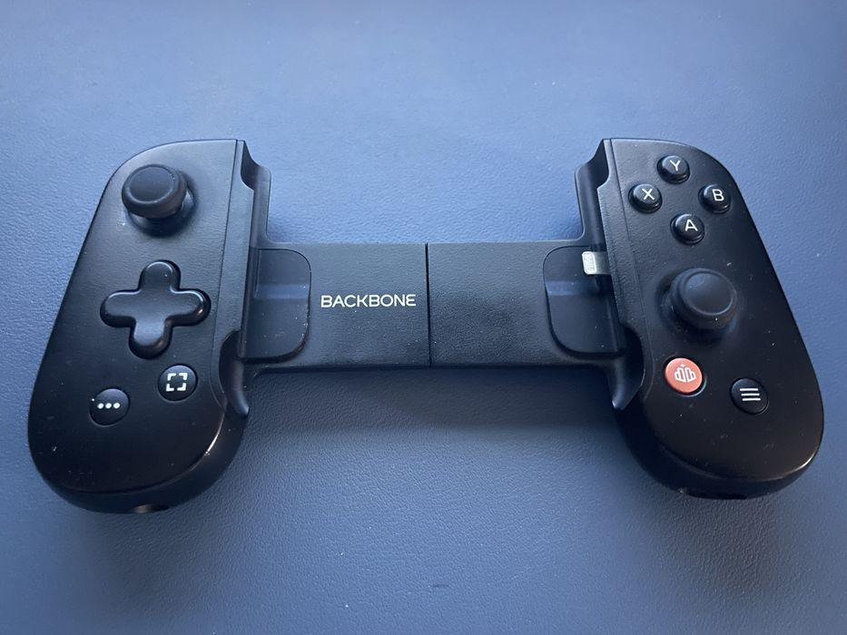 Контроллер backbone xbox для iphone