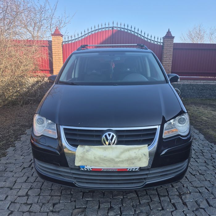 Продам Фольцваген Тоуран