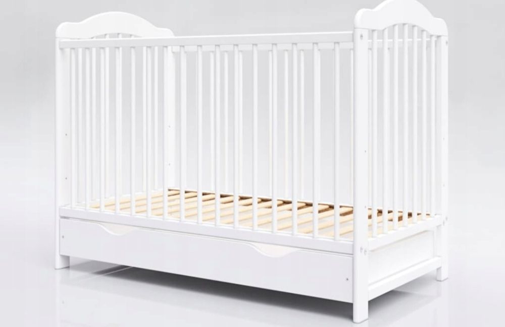 Łóżeczko dziecięce z szufladą