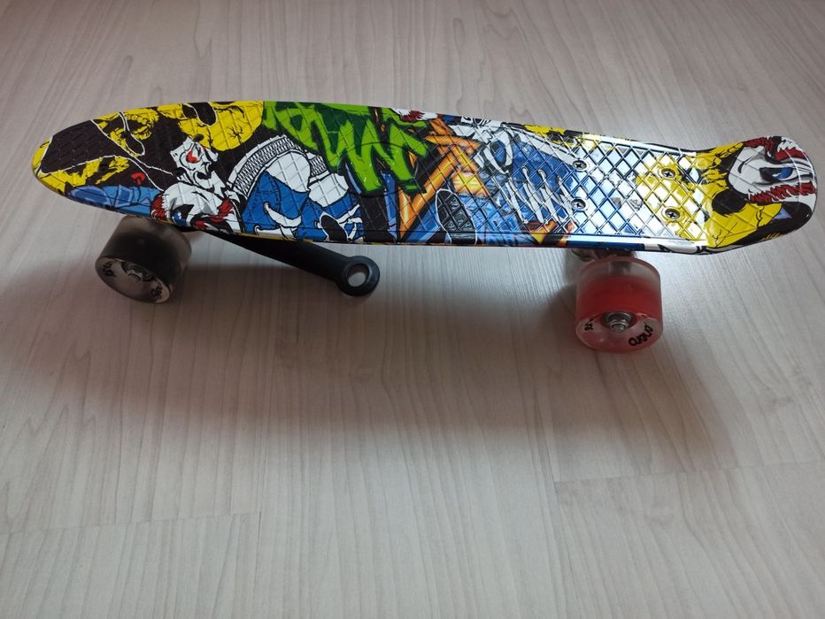 Deskorolka graffiti enero led nowa