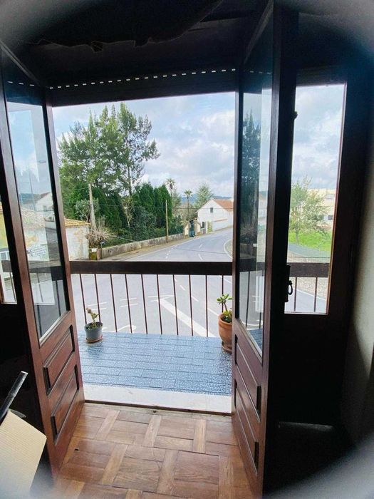 Arrendo casa T2 em Tamengos Anadia