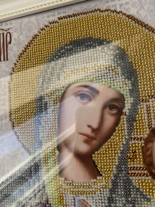 Вишита ікона бісером