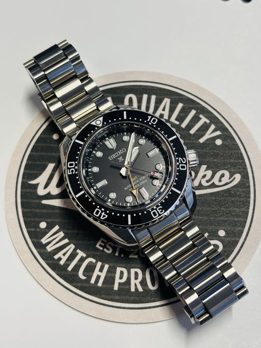 Seiko SPB383 Diver GMT
