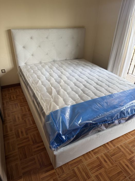 Camas de casal novas