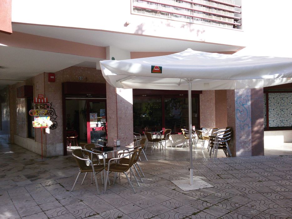 Cedência de espaço comercial, - Quintinhas, Charneca de Caparica