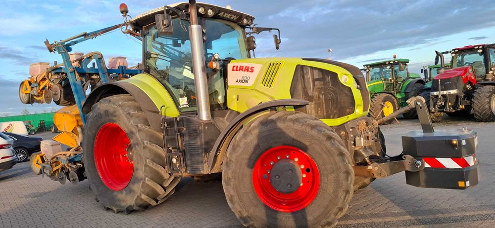 Claas 830 cmatic