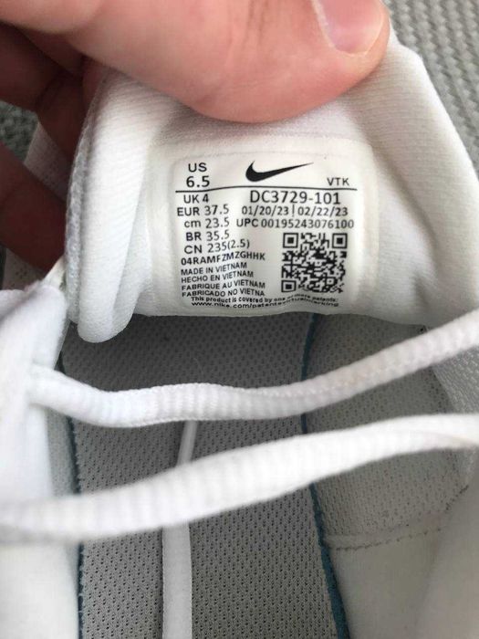 Кросівки жіночі Nike Revolution 6