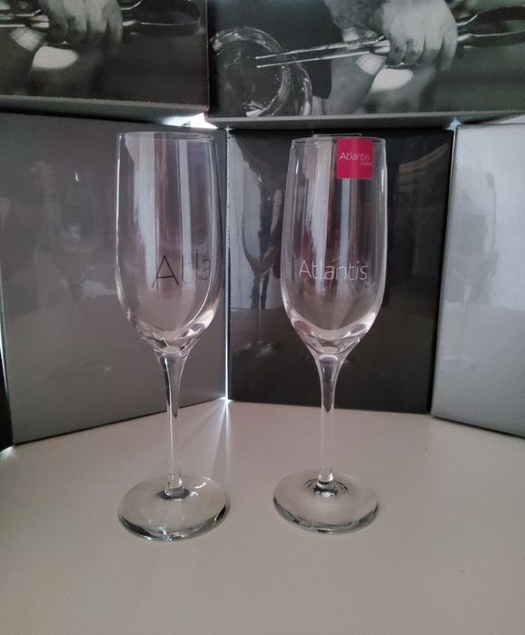 Conjunto Flutes Champanhe  Vista Alegre Atlantis Cristal - Novo