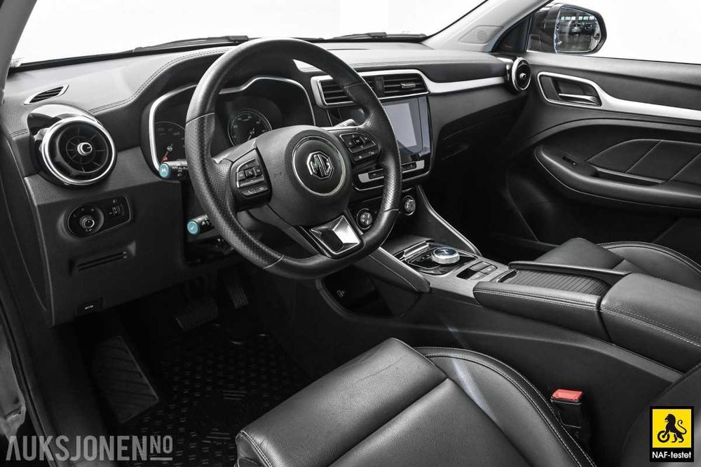 MG ZS EV 2020, електро, малий пробіг, європейська гарантія