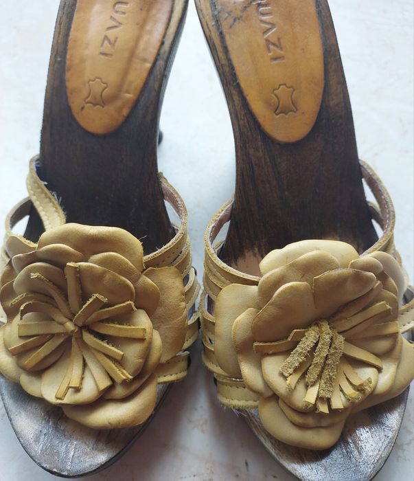 Klapki,buty,sandaly,obcas,piękne,ozdobneroz.35,nowe,