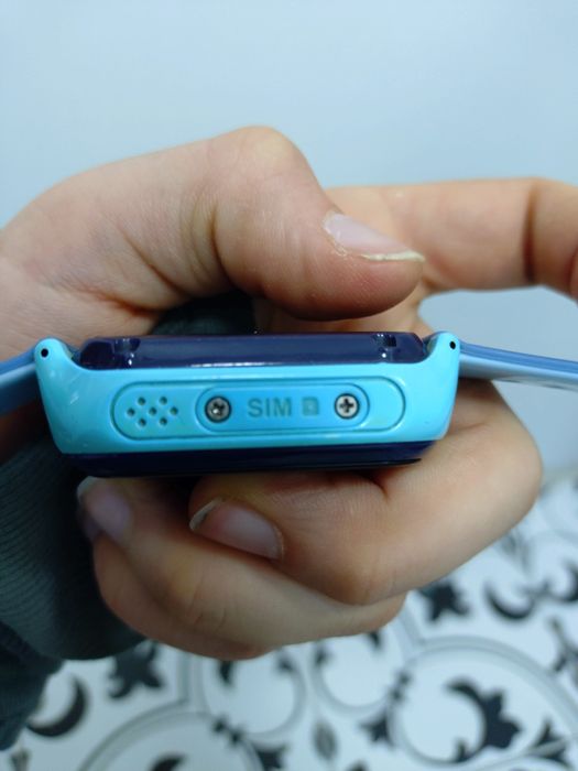 Дитячий смарт-годинник Bemi Fun (Blue) — надійний гаджет для зв'язку