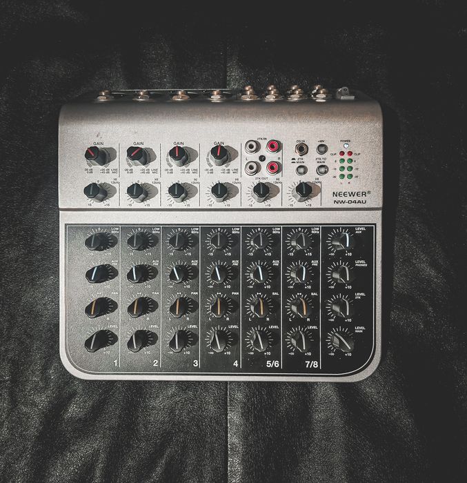 Mesa de Mistura Neewer NW-04AU USB