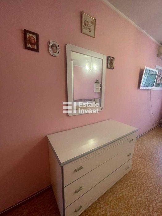 Здам 2 кімн. квартиру по вул. Валентинівська, 22.