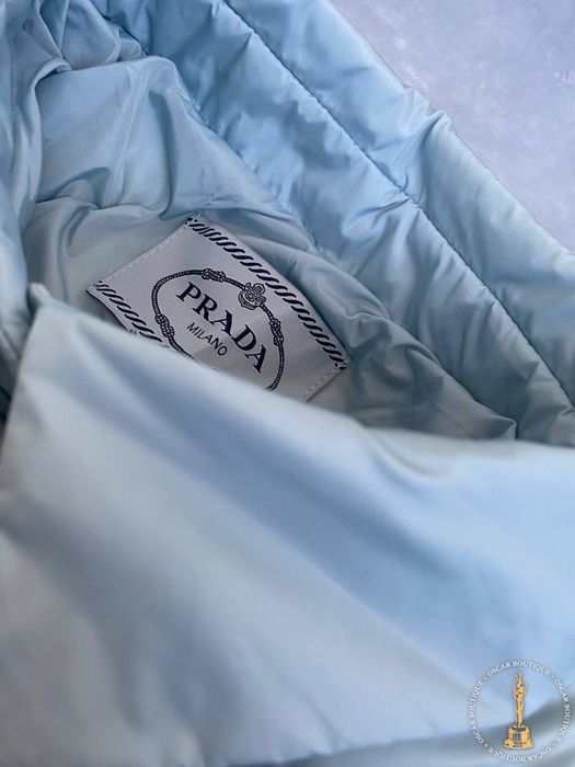 Нова куртка Прада