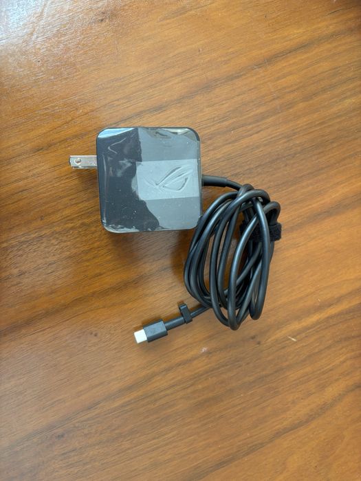 Przenośna konsola ASUS ROG Xbox Ally Handheld
