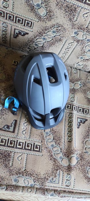 Cube велошолом. Шолом