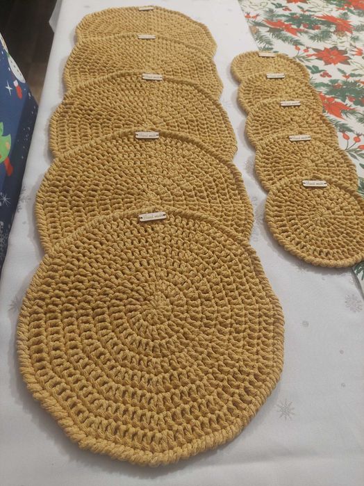 Podkładki pod talerze