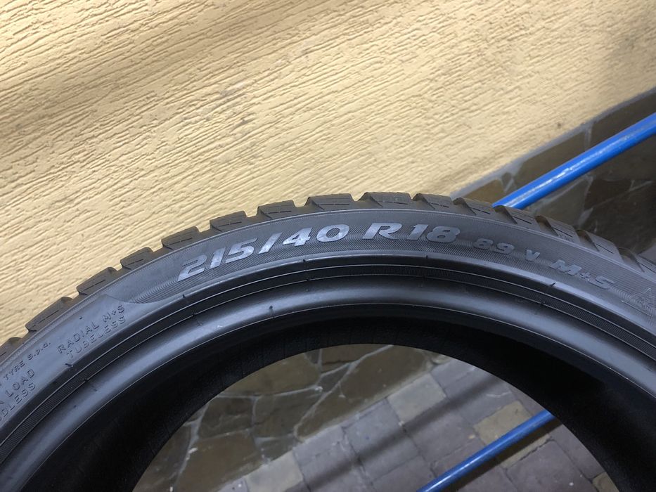 Зимові шини 215/40 R18 (89V) PIRELLI