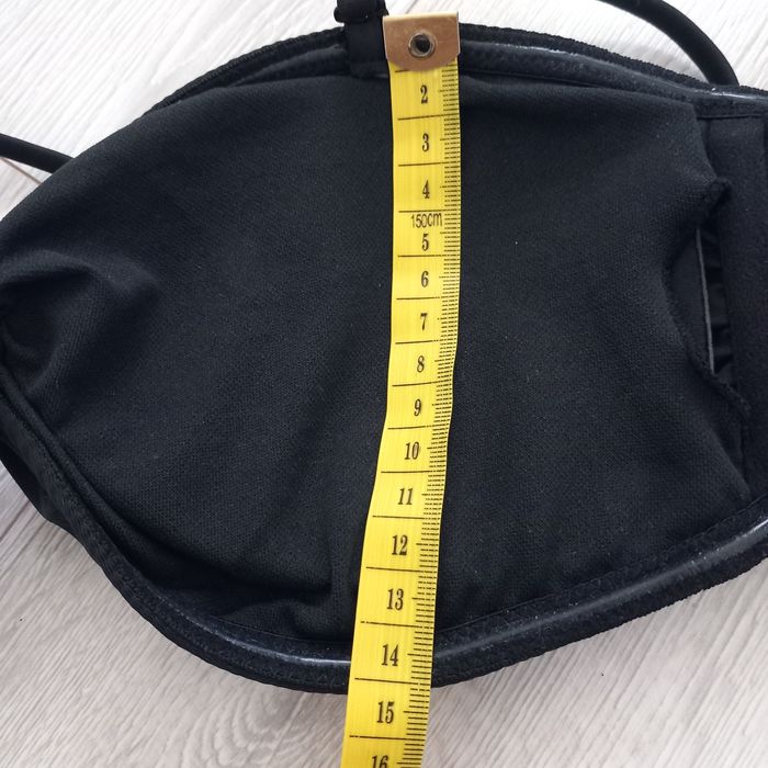 Czarne bikini góra stroju kąpielowego Nelly M 38