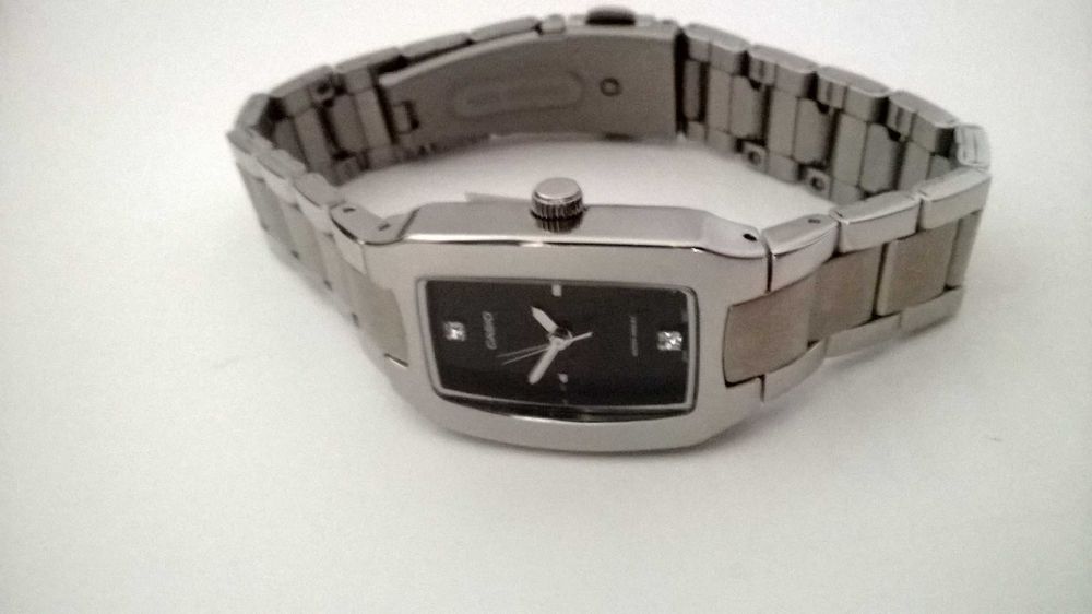 Zegarek damski Casio