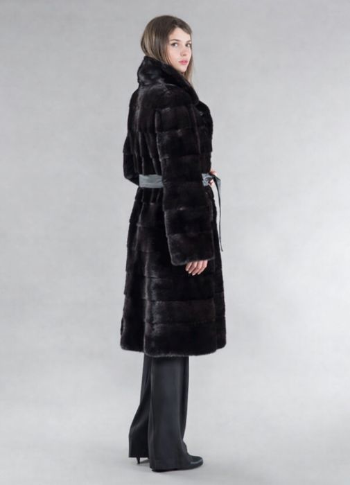 Натуральна норкова довга шуба під пояс чорний діамант