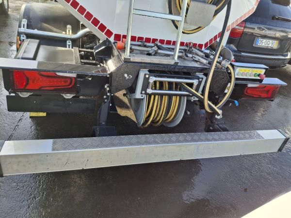 Farolim esquerdo MITSUBISHI TRUCKS Canter