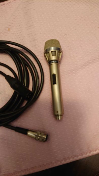 Mikrofon akg D190 CS