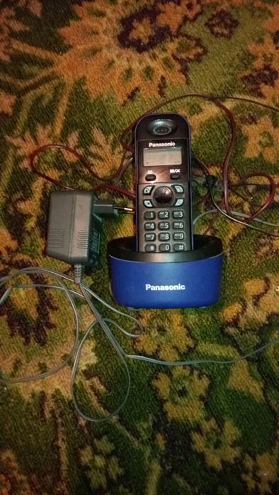 )Радиотелефон Panasonic KX-TG1311UA