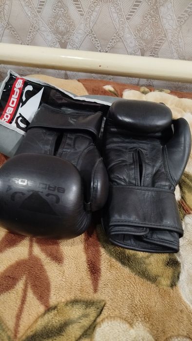 Продаём перчатки 2100