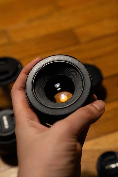 Kit Canon M50 + 2 lentes prime + tripé + cage + bateria extra original