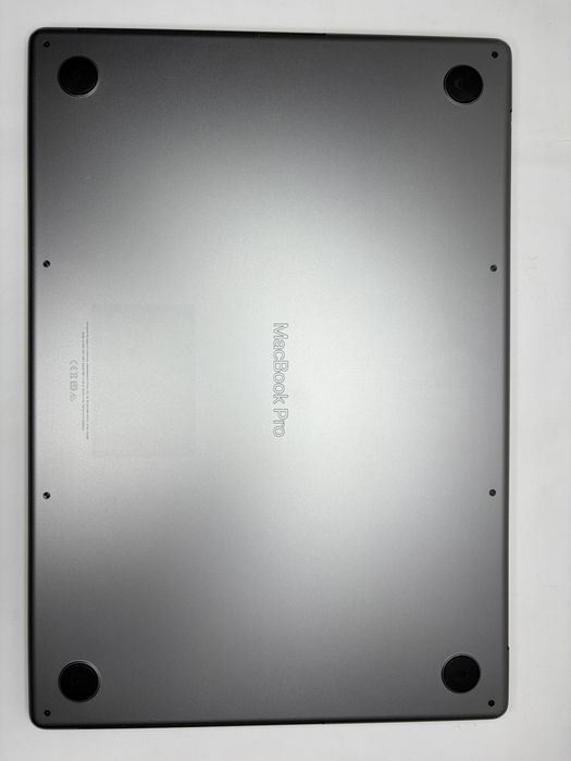 MacBook Pro Retina 16 2021 M1 Pro 16GB,1TB SSD Space