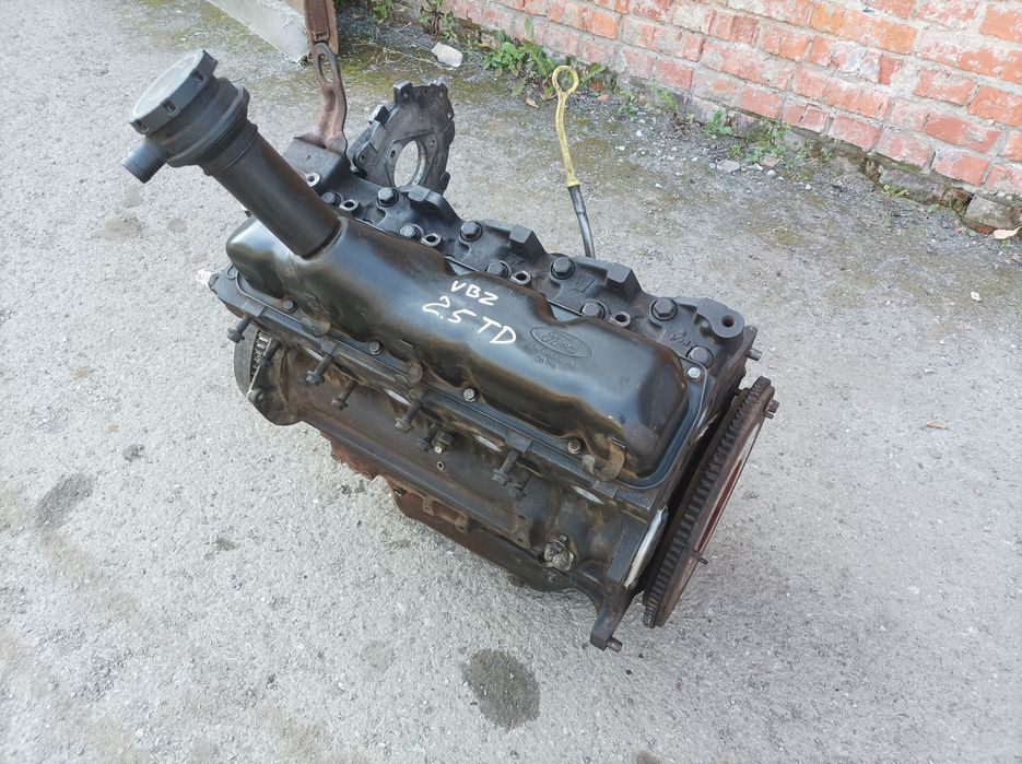 Двигатель 2.5 турбо дизель Форд Транзит двигун Ford Transit мотор