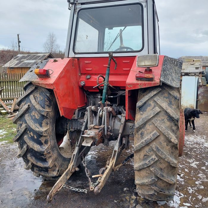 Massey ferguson.