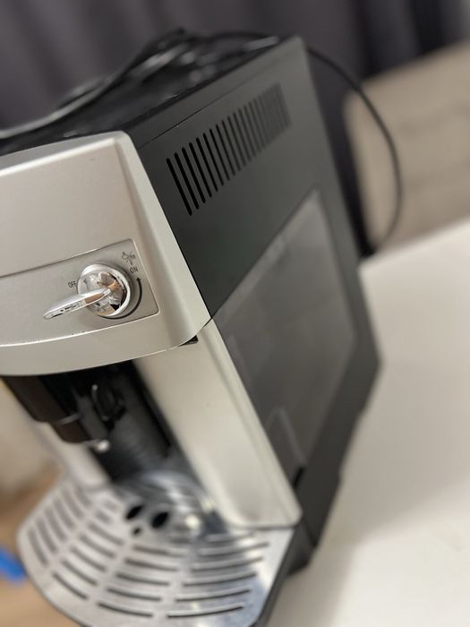 Кавомашина De’Longhi Magnifica