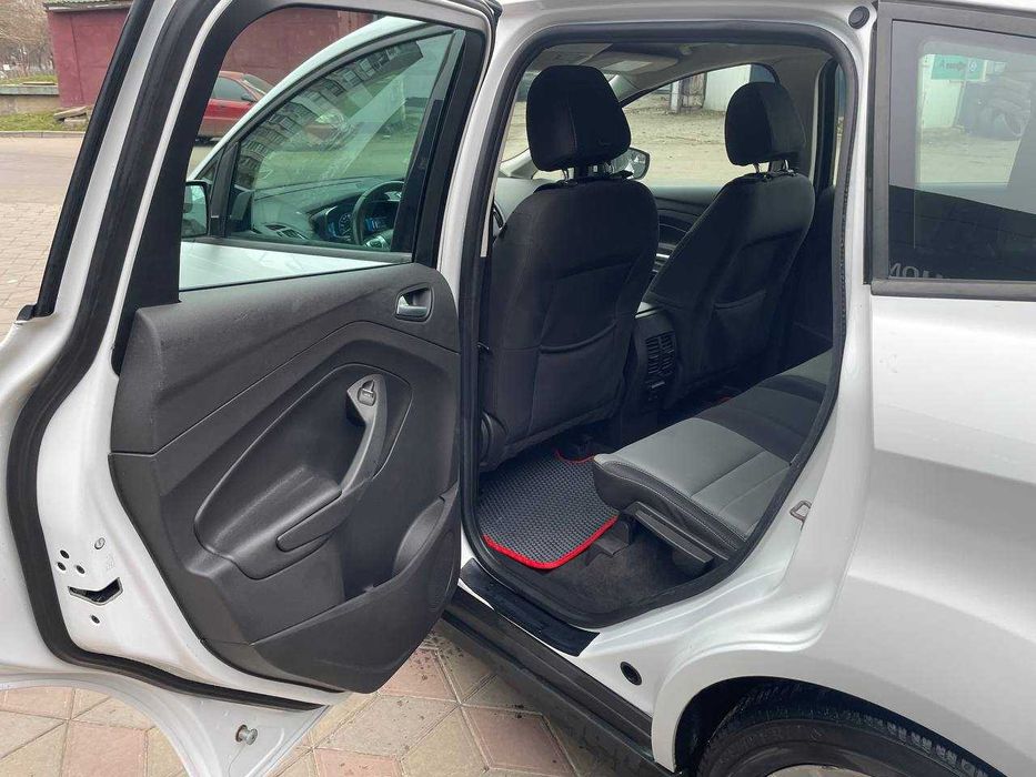 Ford C-Max 2015 Гибрид