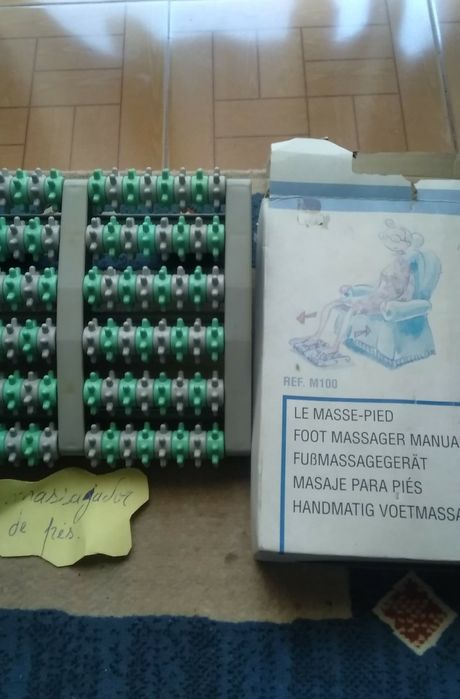 Massajador de pés antigo ,novo.