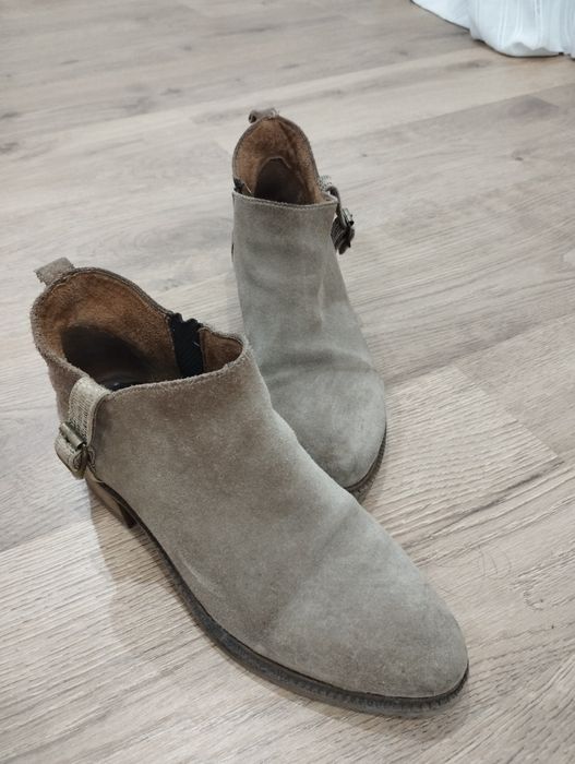 Botas camurça camel como novas