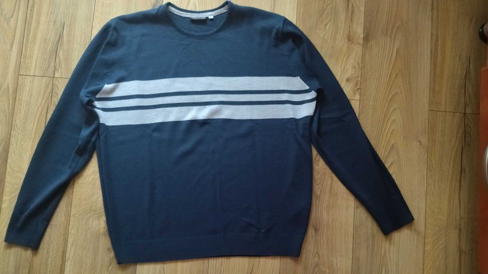 Męski granatowy sweter XXL