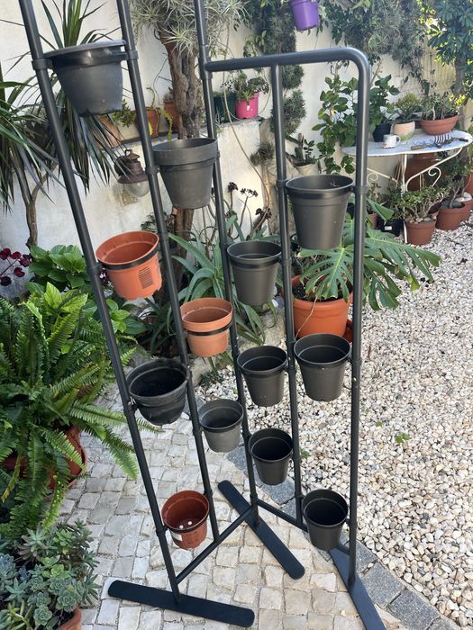 Floreira vertical 13 vasos