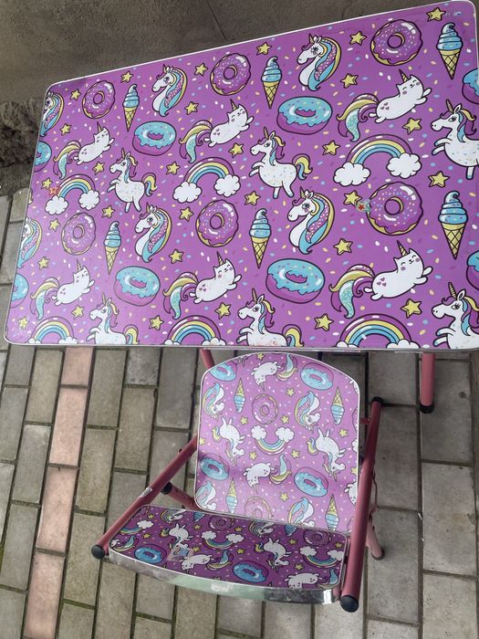 Дитячий столик з стільчиком