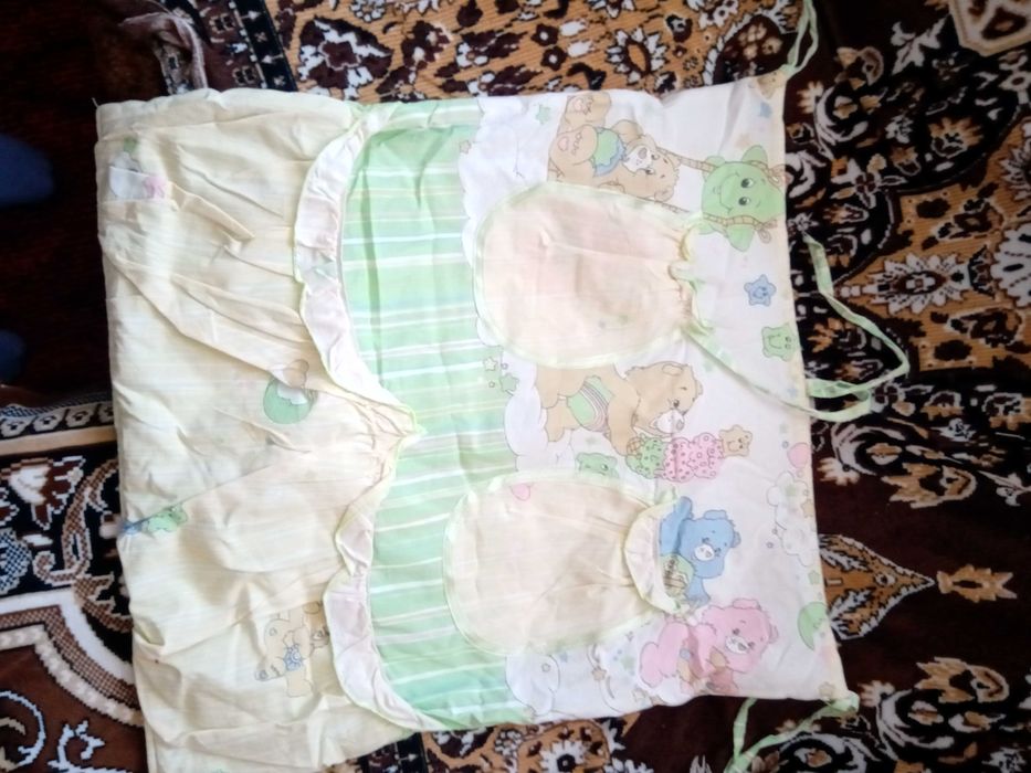 Продам дитячу постільну білизну,бортики, балдахін